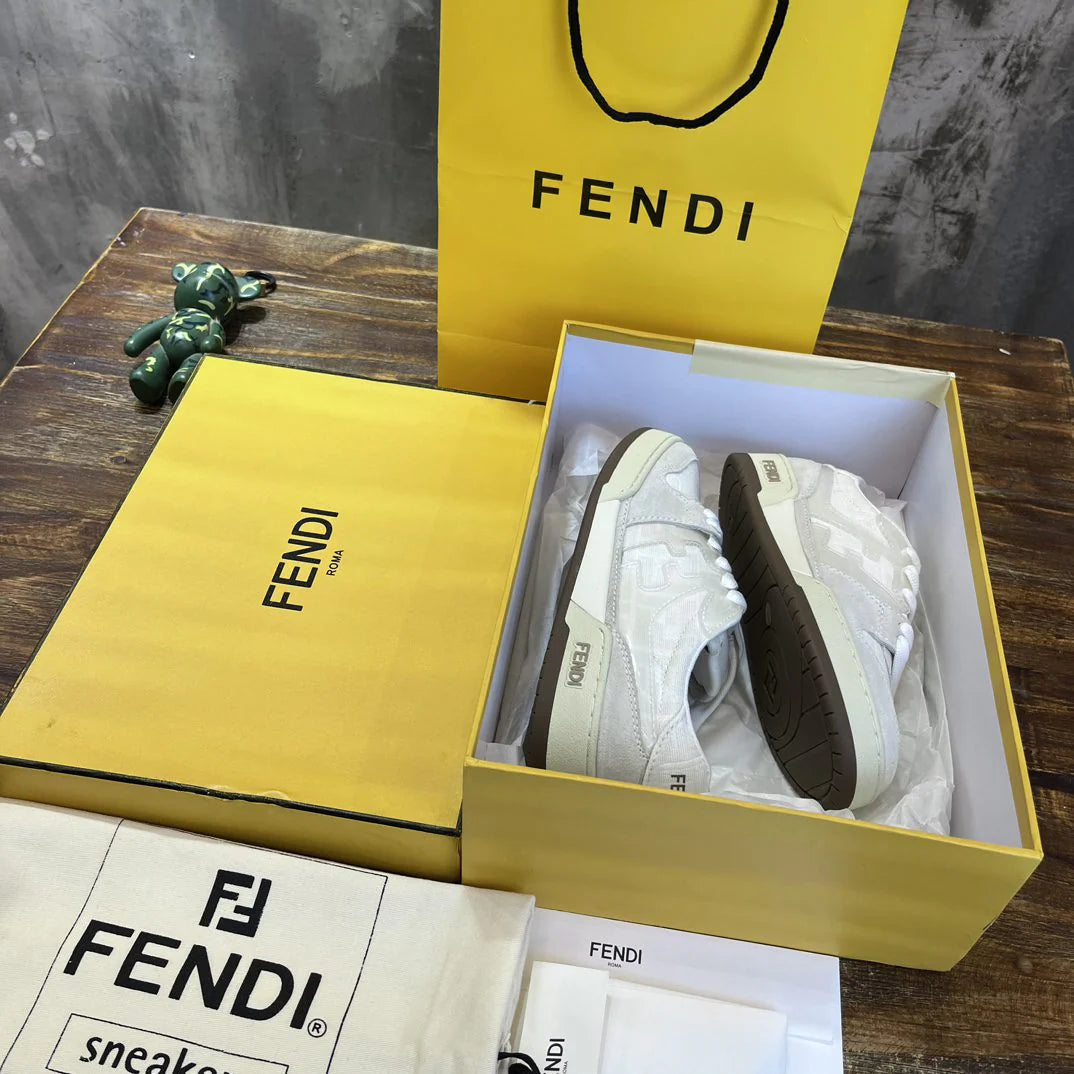 FENDI SNEAKER