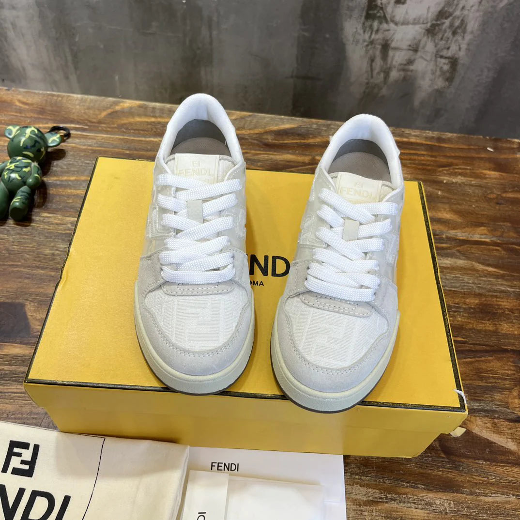 FENDI SNEAKER