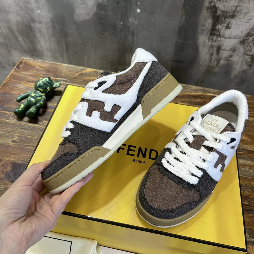 FENDI SNEAKER