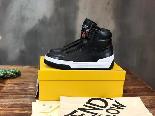 FENDI SNEAKER