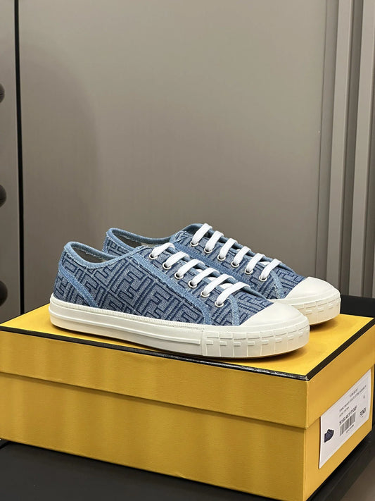 FENDI SNEAKER