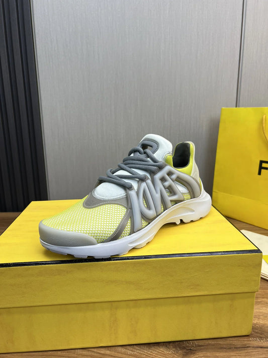 FENDI SNEAKER