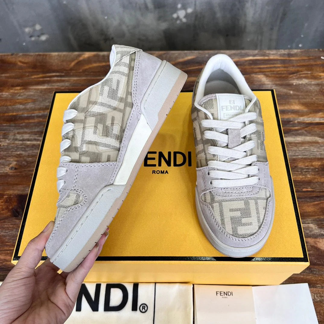 FENDI SNEAKER