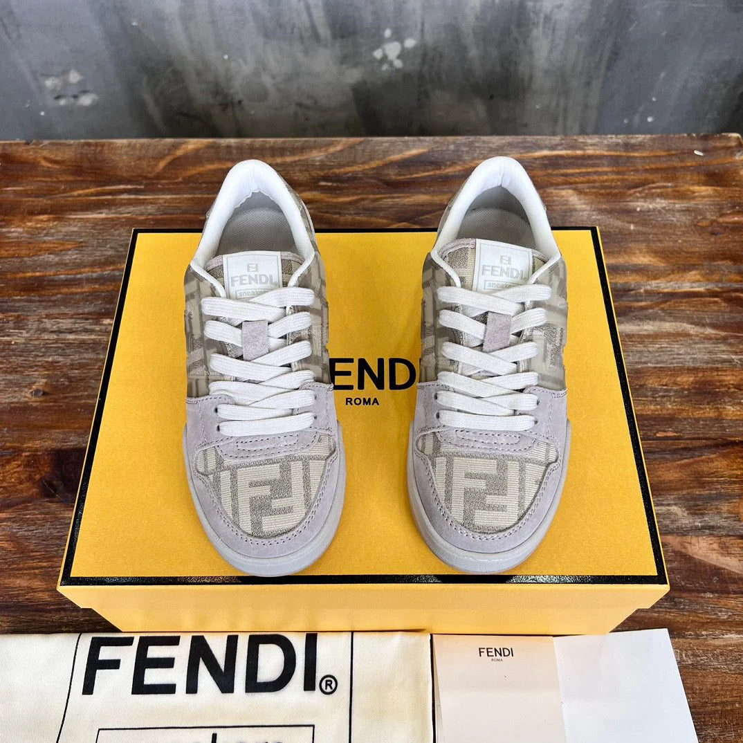 FENDI SNEAKER