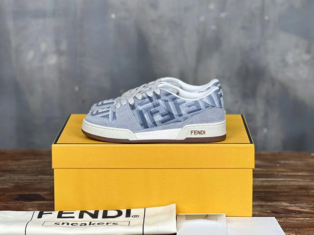 FENDI SNEAKER