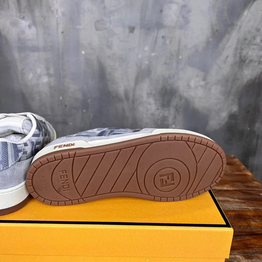FENDI SNEAKER