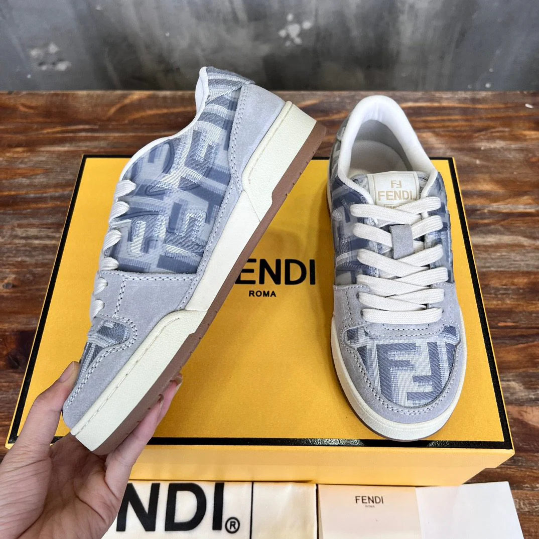 FENDI SNEAKER