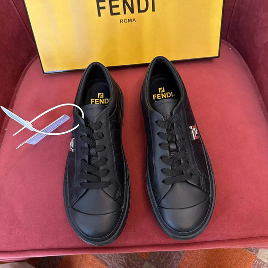 FENDI SNEAKER