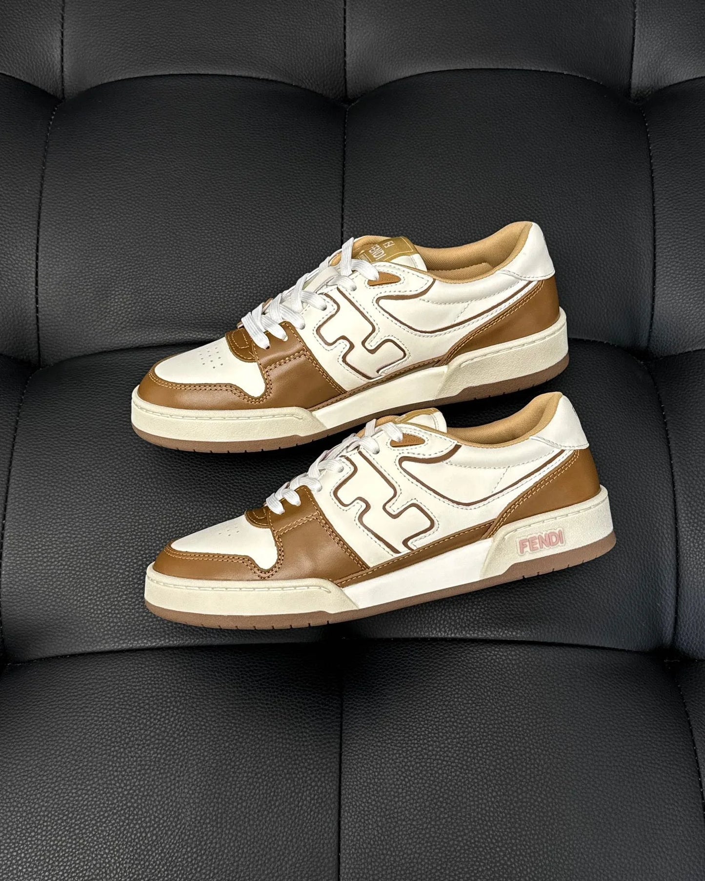 FENDI SNEAKER