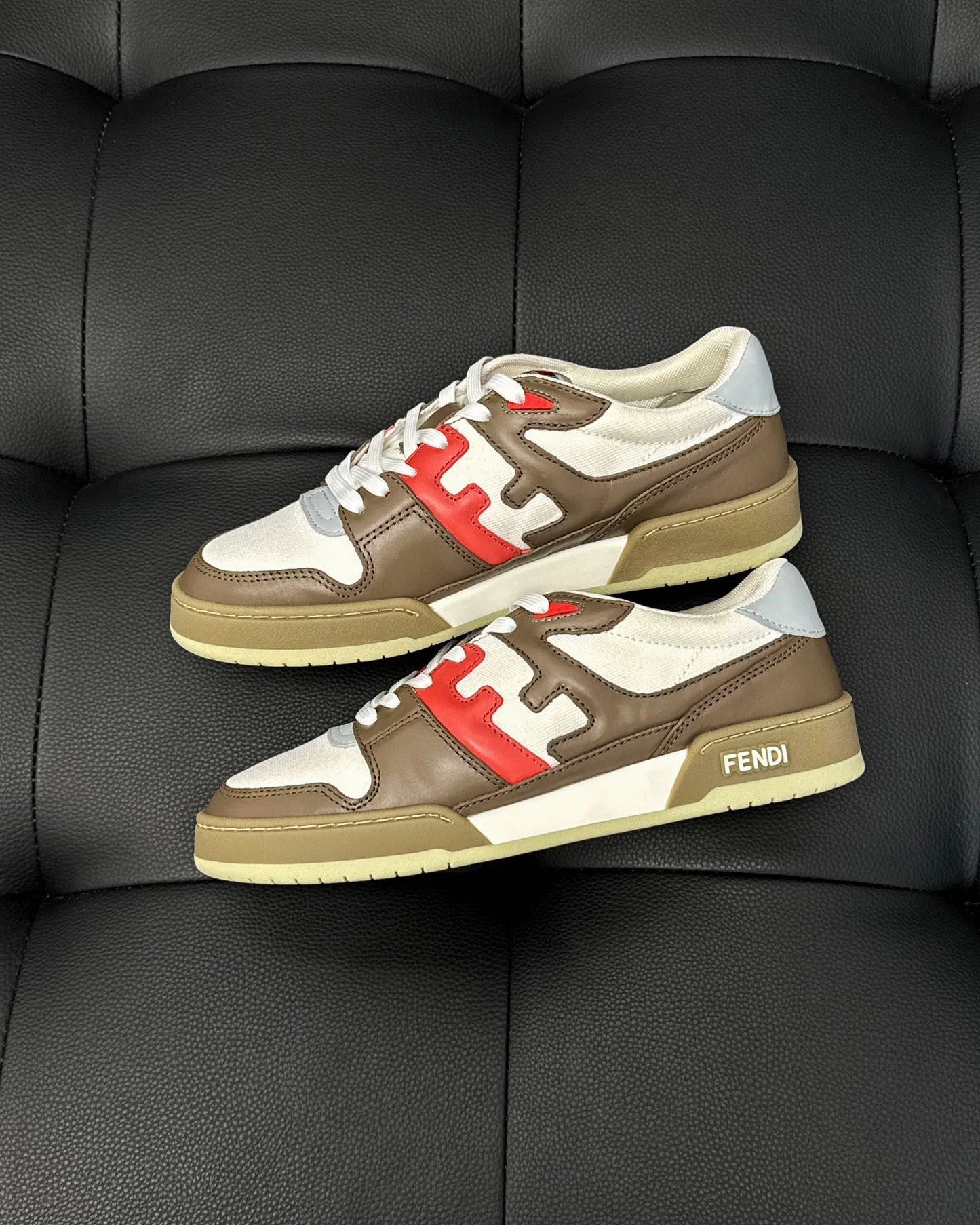 FENDI SNEAKER