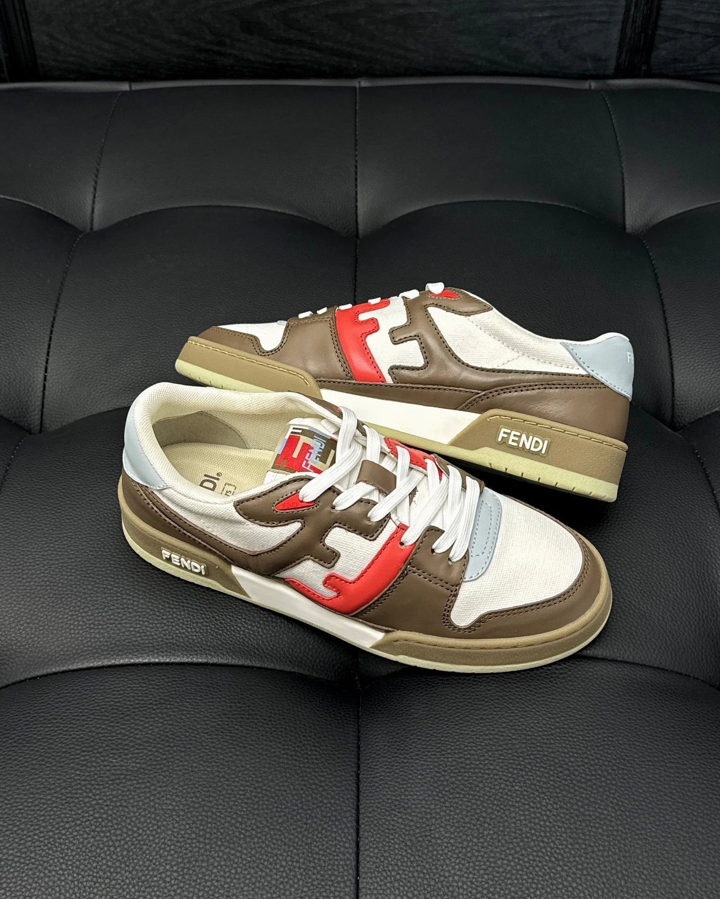 FENDI SNEAKER
