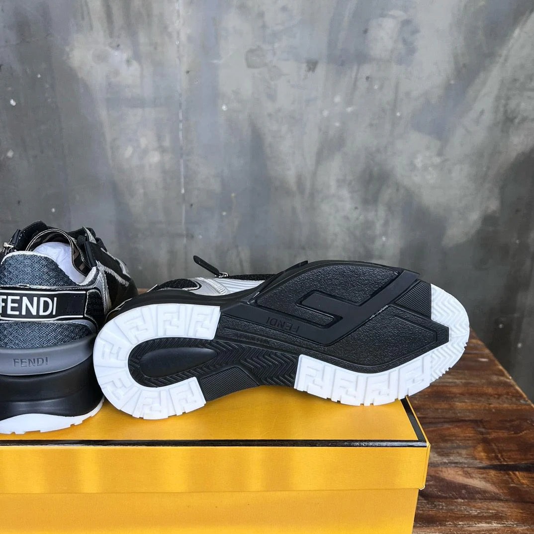 FENDI SNEAKER