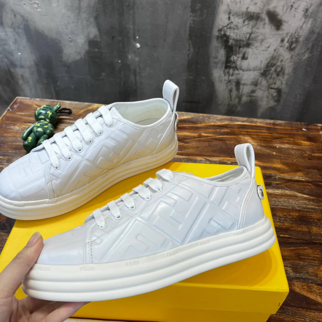 FENDI SNEAKER