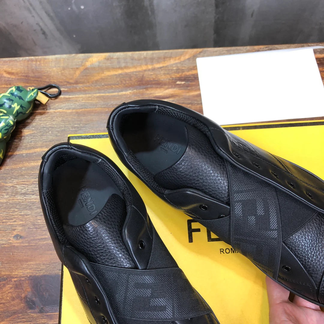 FENDI SNEAKER