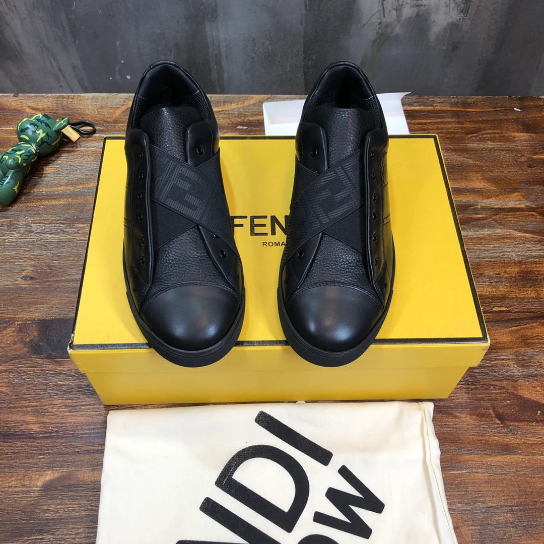 FENDI SNEAKER
