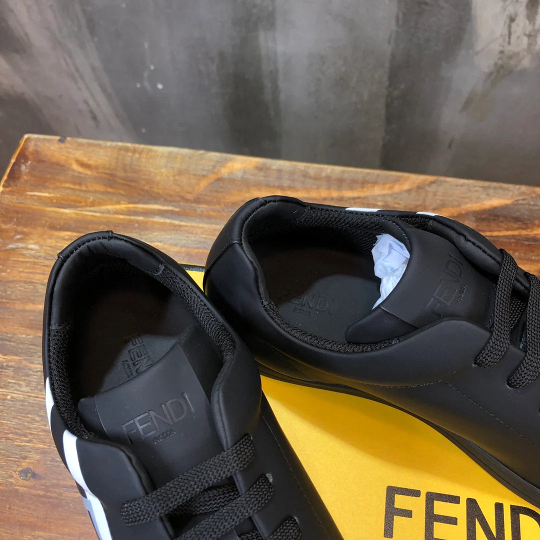 FENDI SNEAKER