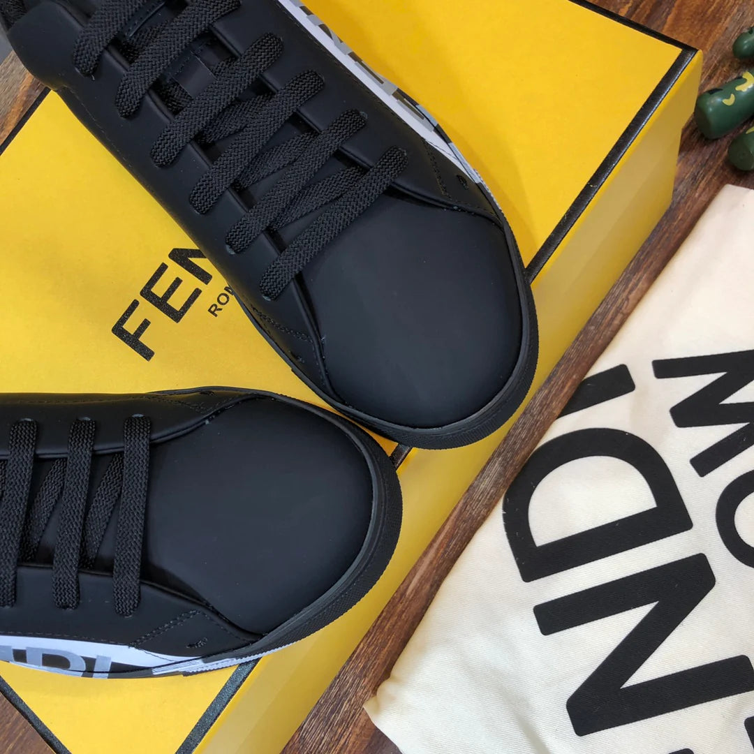 FENDI SNEAKER