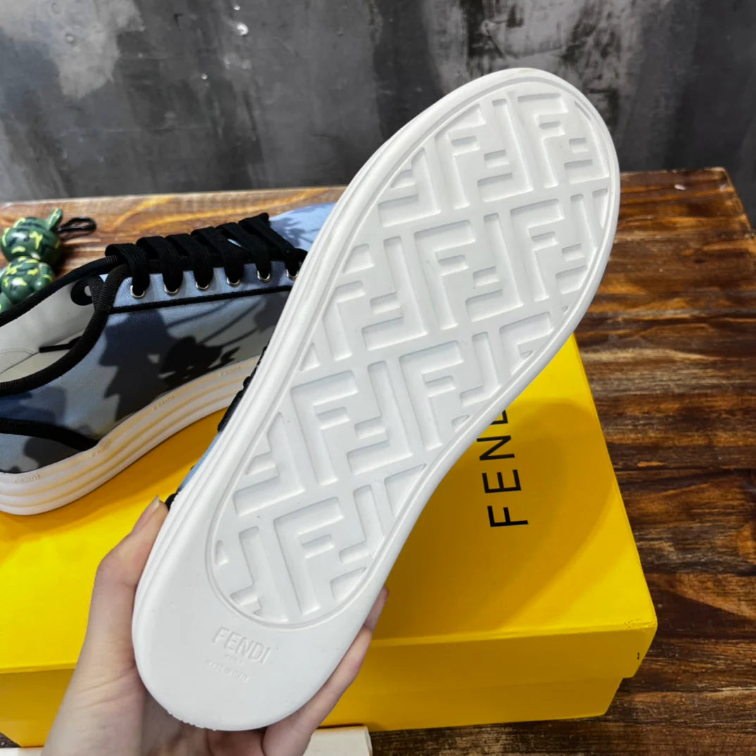 FENDI SNEAKER
