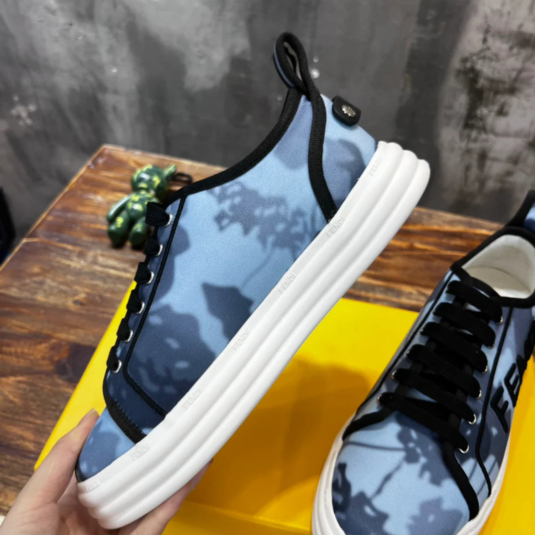 FENDI SNEAKER