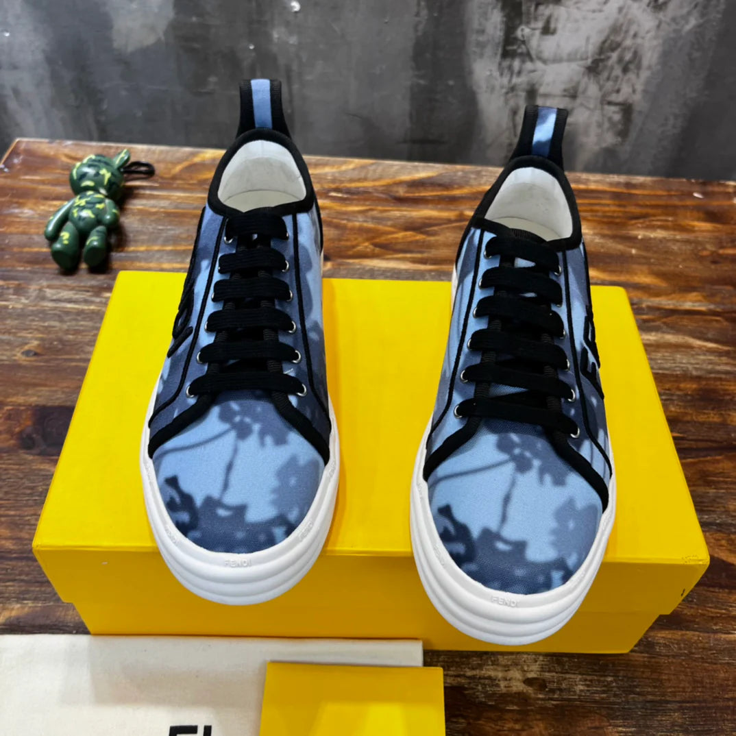 FENDI SNEAKER