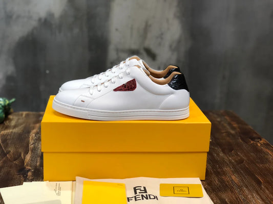 FENDI SNEAKER