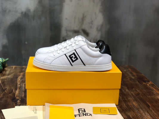 FENDI SNEAKER
