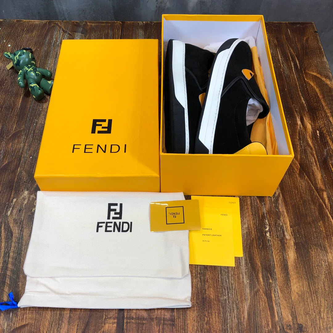 FENDI SNEAKER