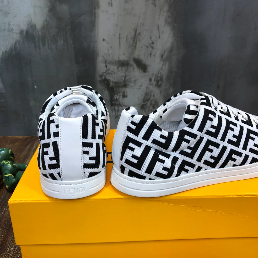 FENDI SNEAKER