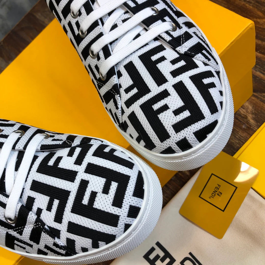 FENDI SNEAKER
