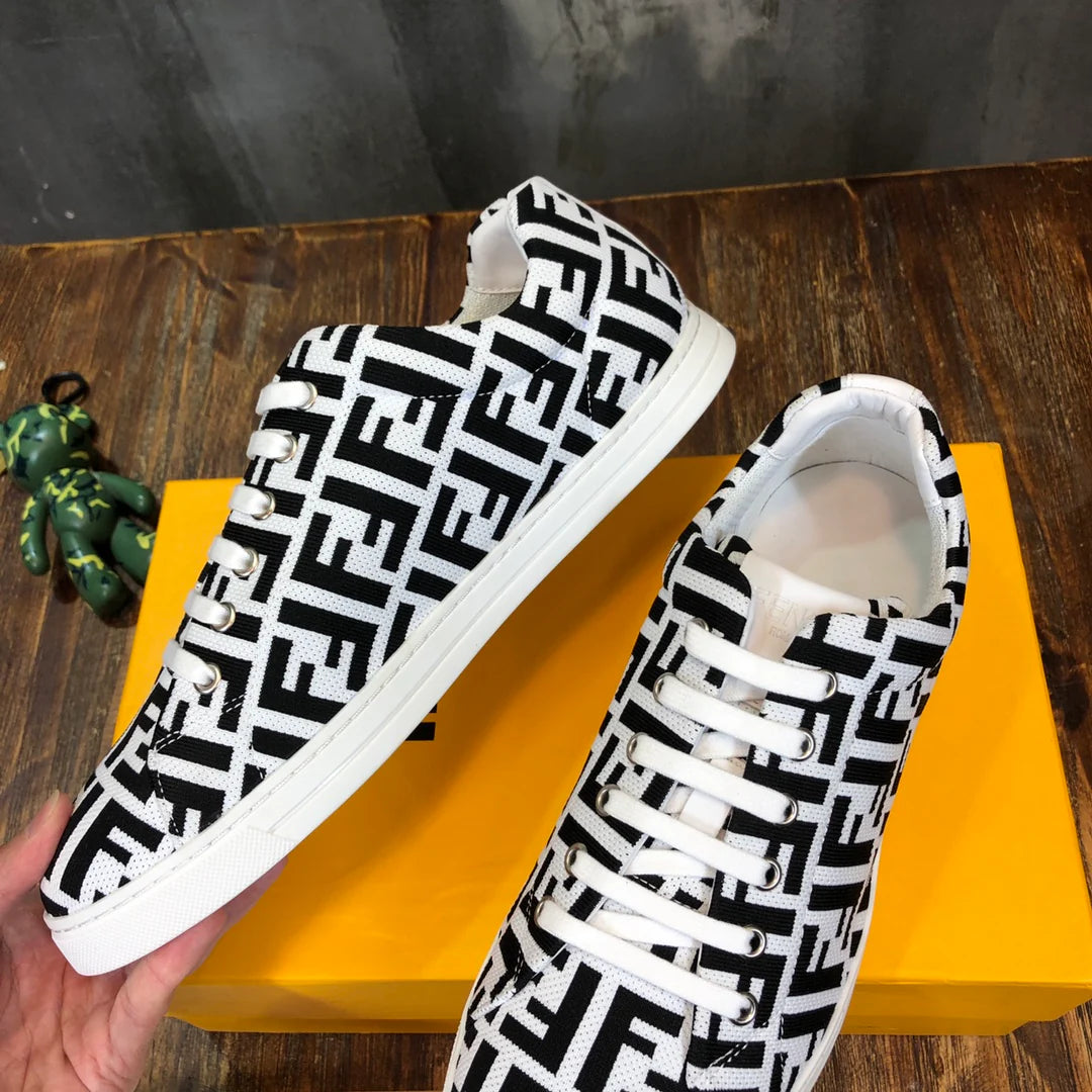 FENDI SNEAKER