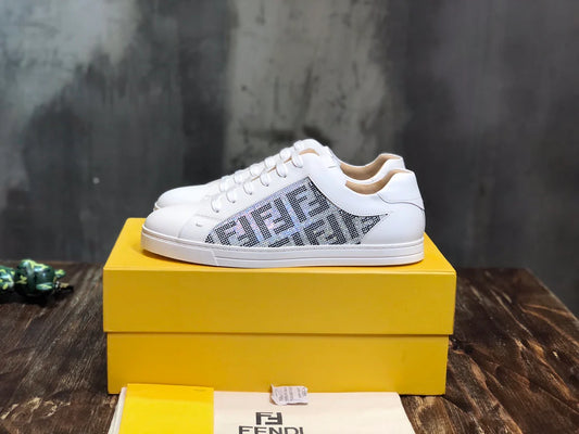 FENDI SNEAKER