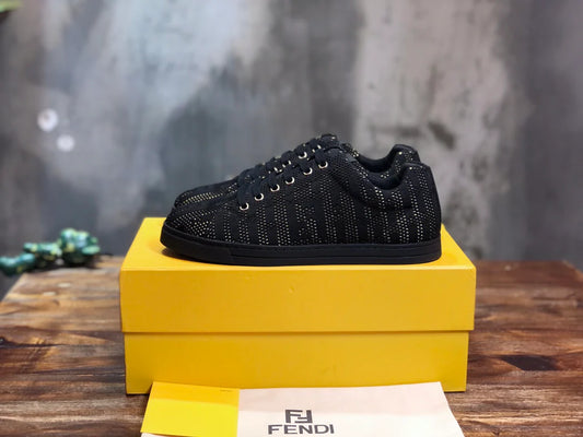 FENDI SNEAKER