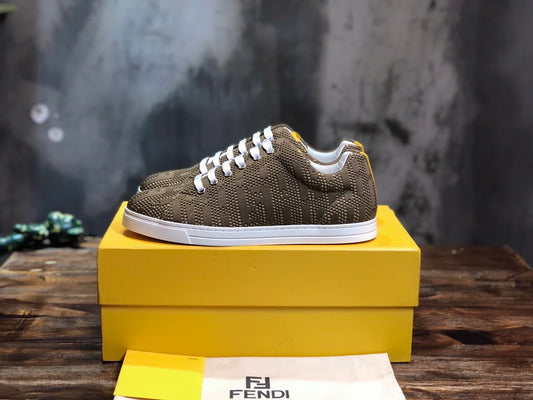 FENDI SNEAKER