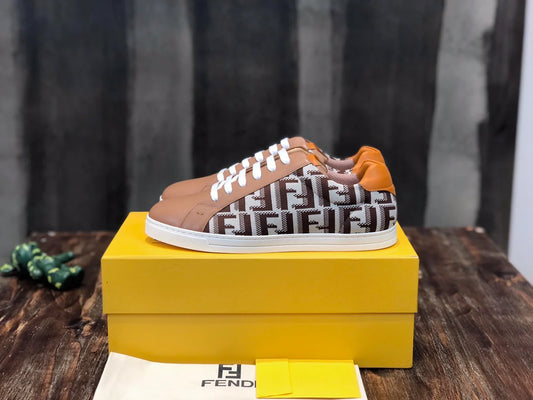 FENDI SNEAKER