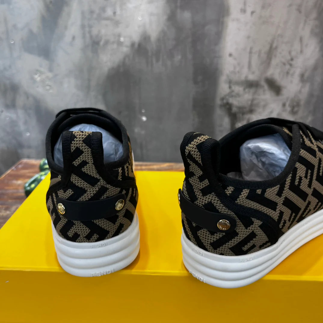 FENDI SNEAKER