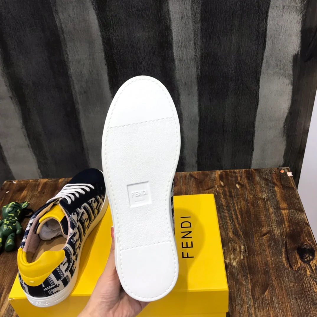 FENDI SNEAKER
