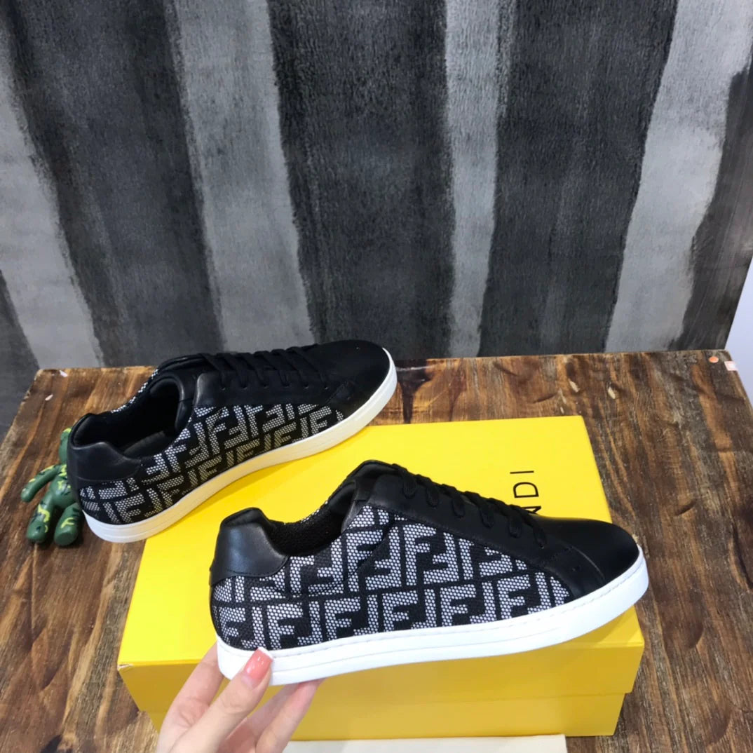 FENDI SNEAKER