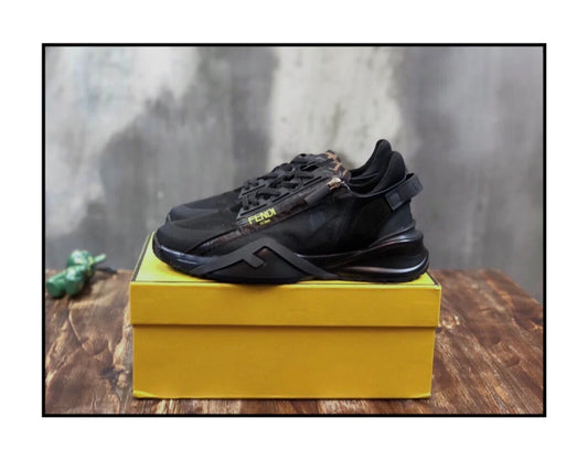 FENDI SNEAKER