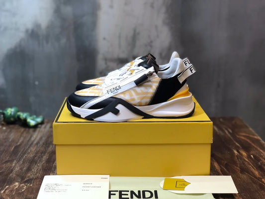 FENDI SNEAKER