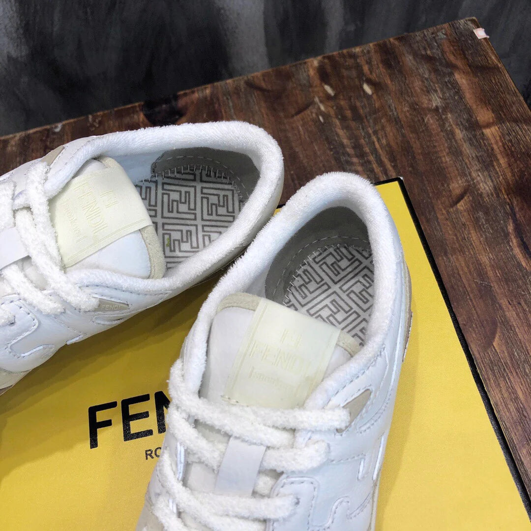 FENDI SNEAKER