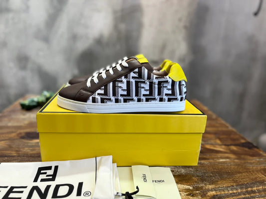 FENDI SNEAKER