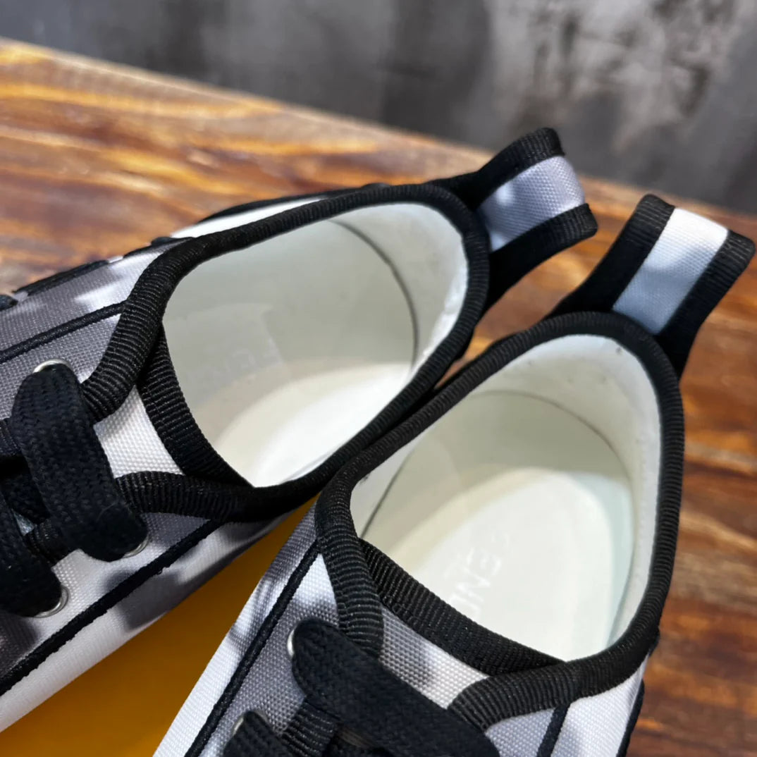 FENDI SNEAKER