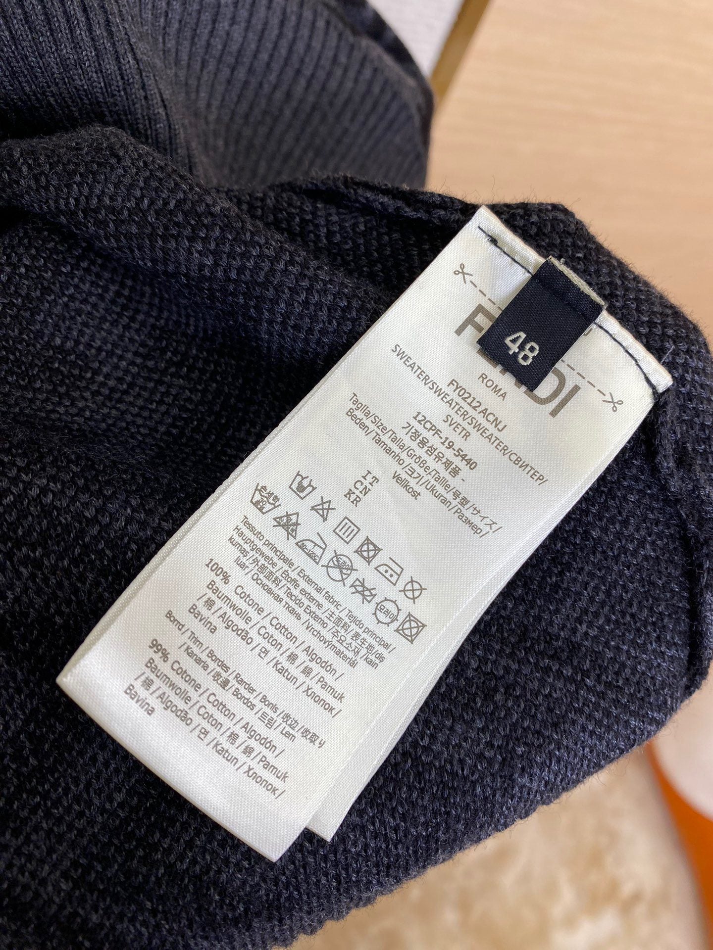 FENDI SWEATER