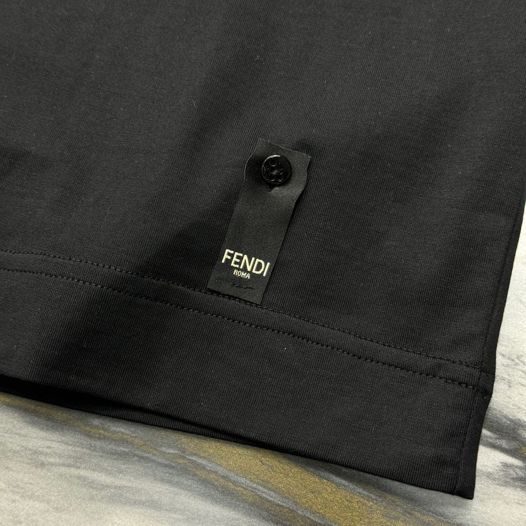 FENDI TSHIRT