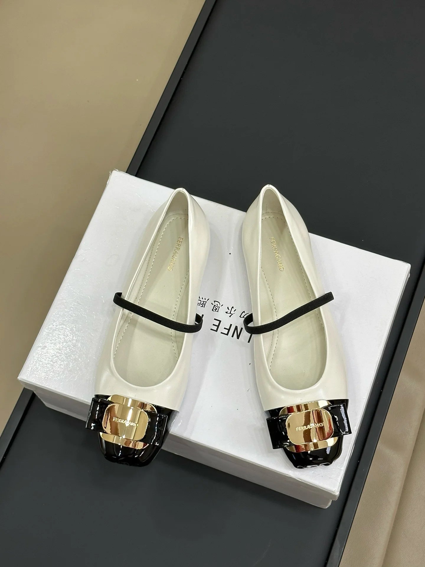 FERRAGAMO HEELS