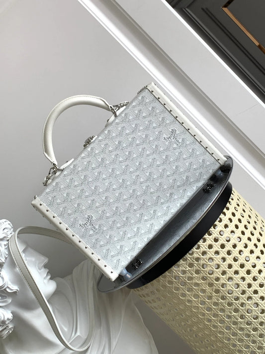 GOYARD BAG
