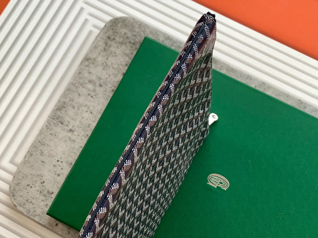 GOYARD BAG