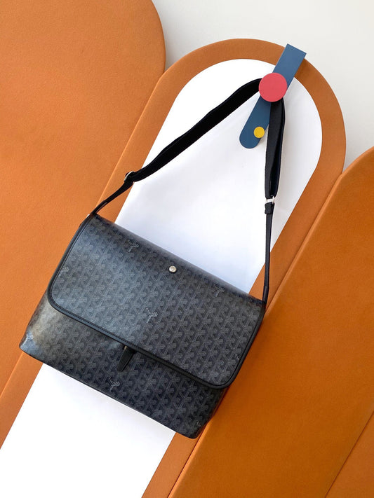 GOYARD BAG