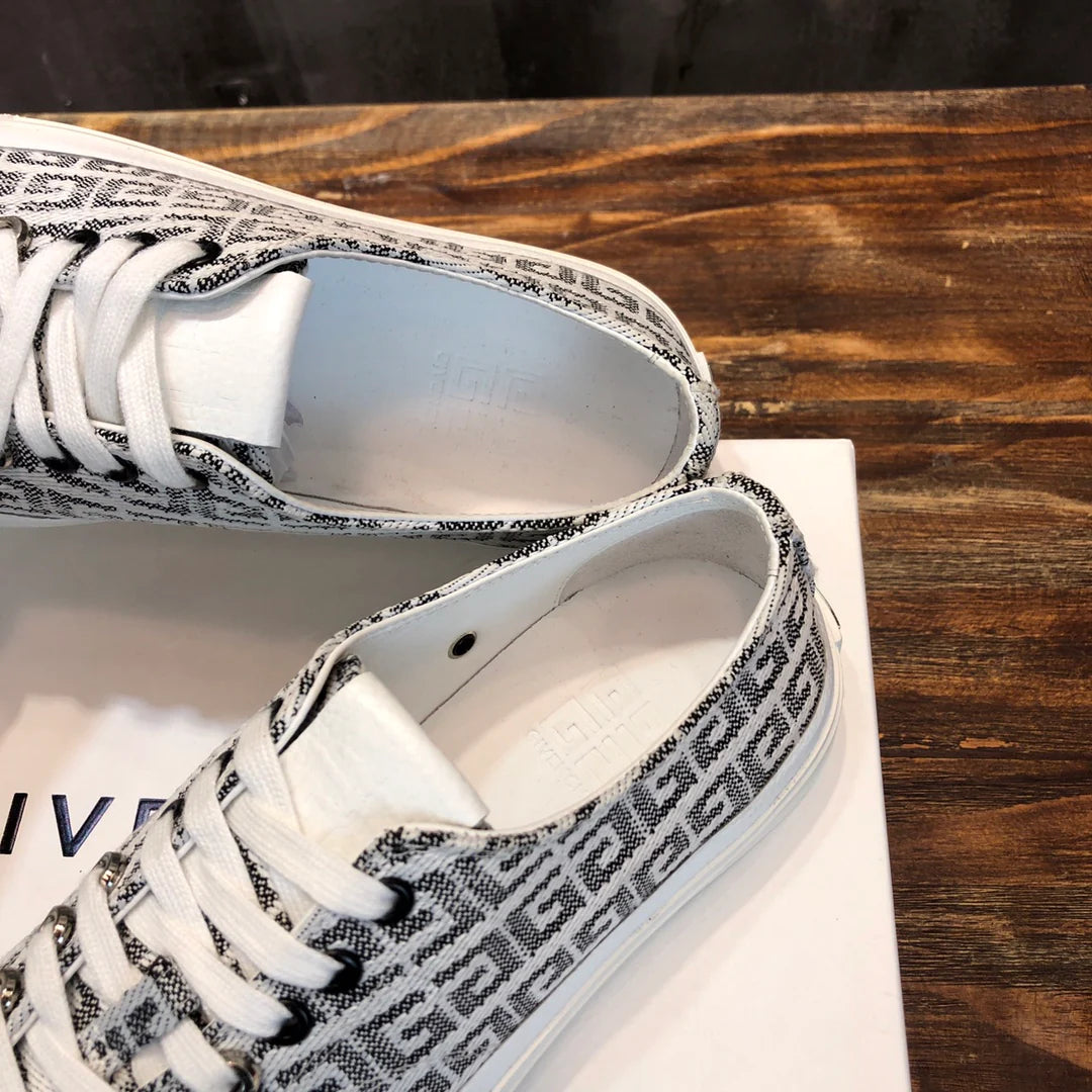 GVC SNEAKER