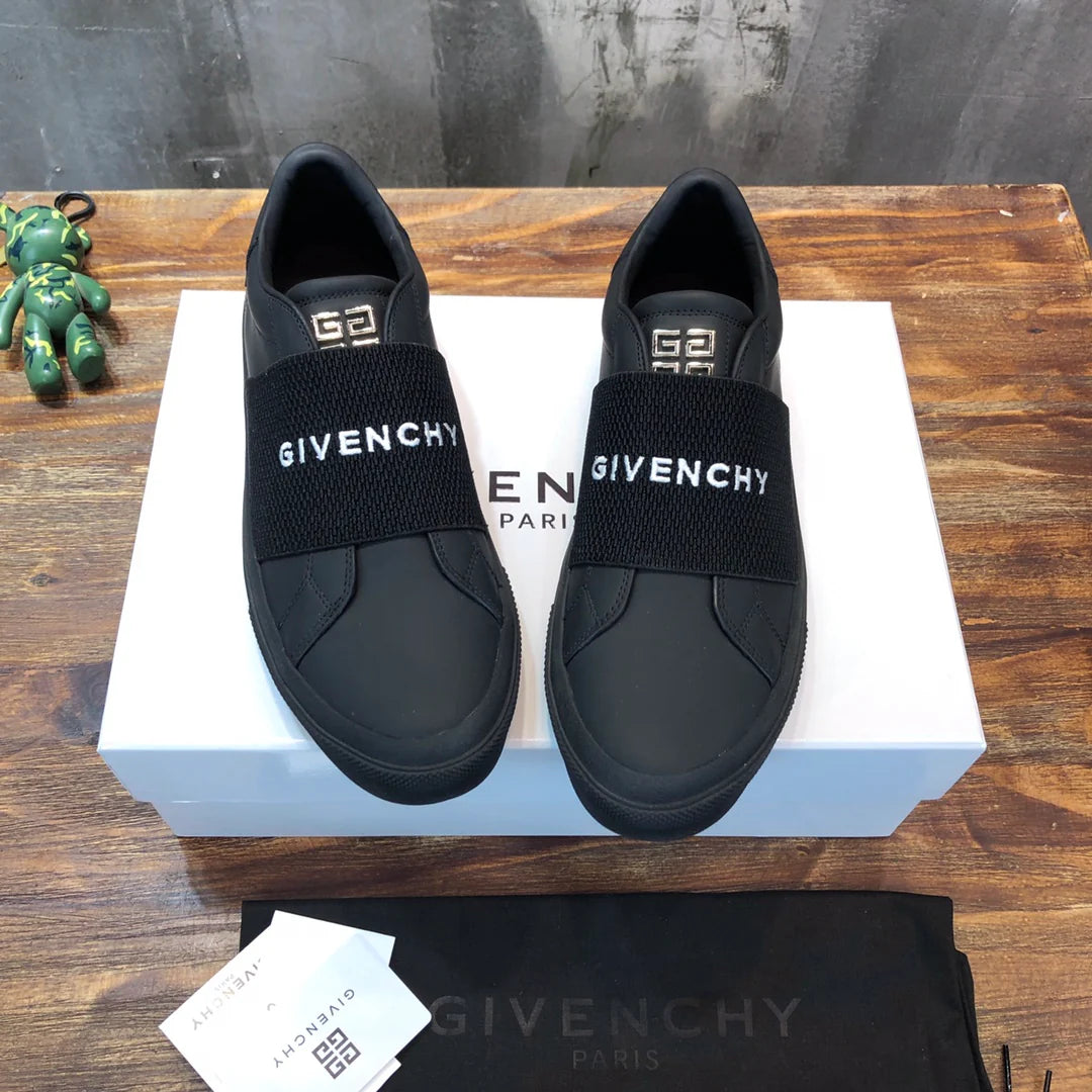 GVC SNEAKER